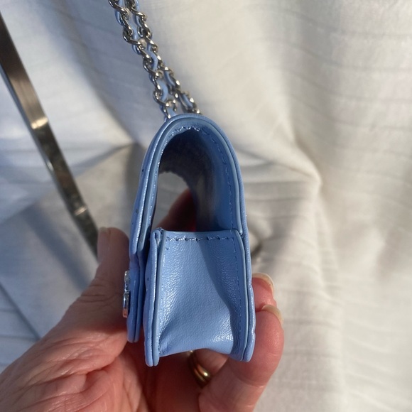Luxury Mini Bag Keychain, Bag Charm or AirPod Holder - Picture 4 of 8
